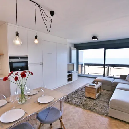 Appartement Op De Zeedijk In - Aldis 0320